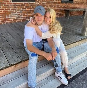 Meet your Posher, Cindi